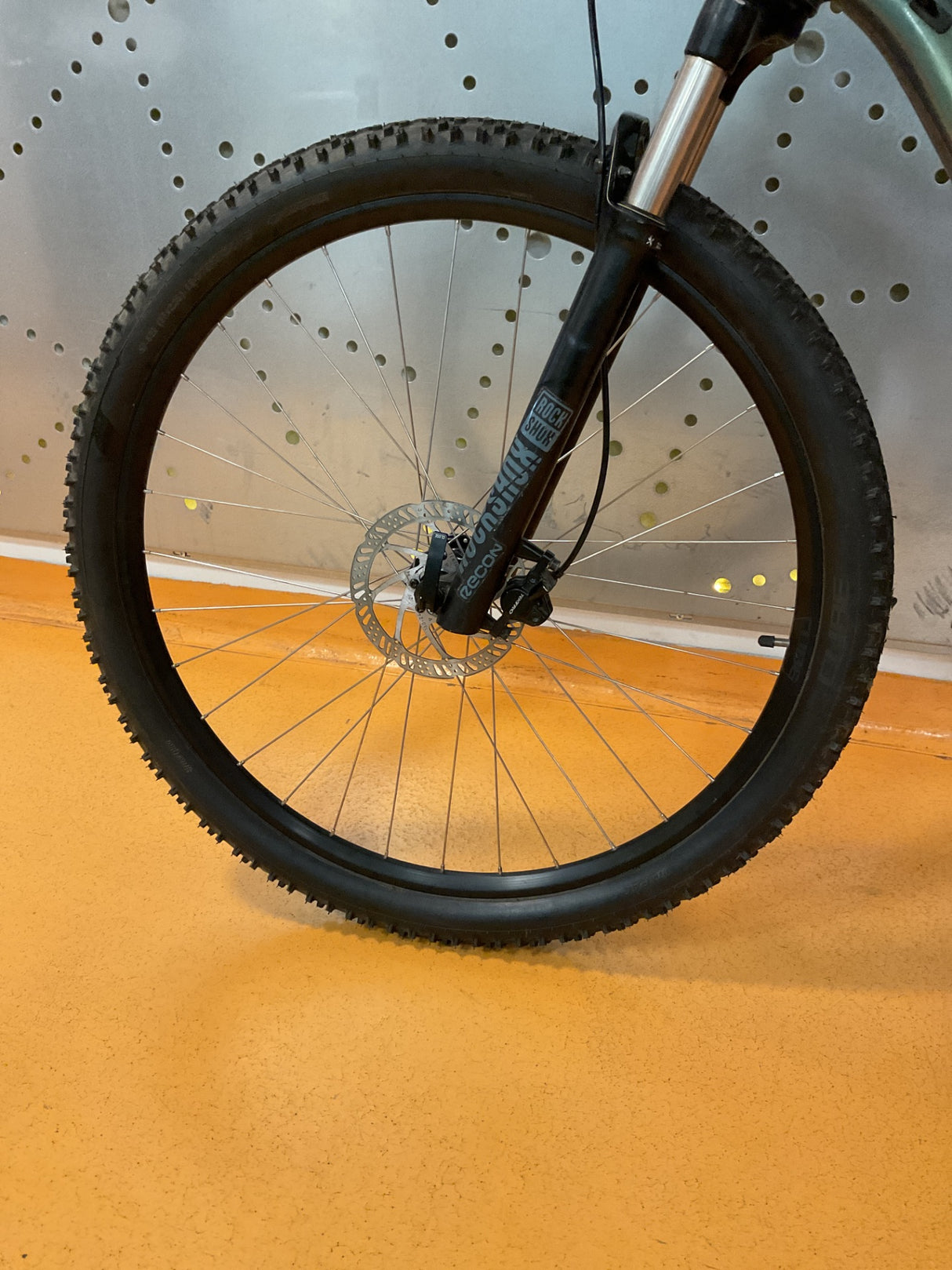 Cube AIM PRO – FRONT_BRAKE