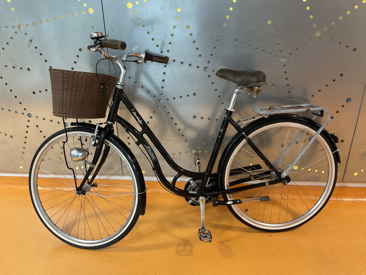 Trek Stockholm – FULL_BIKE_LEFT