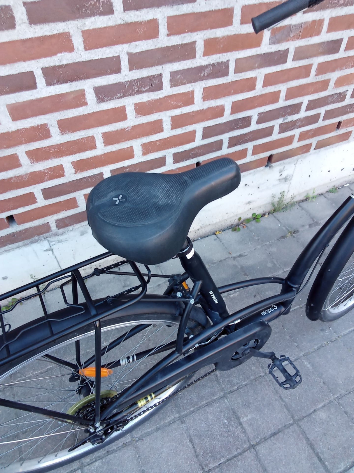 Btw Elols3 – SADDLE