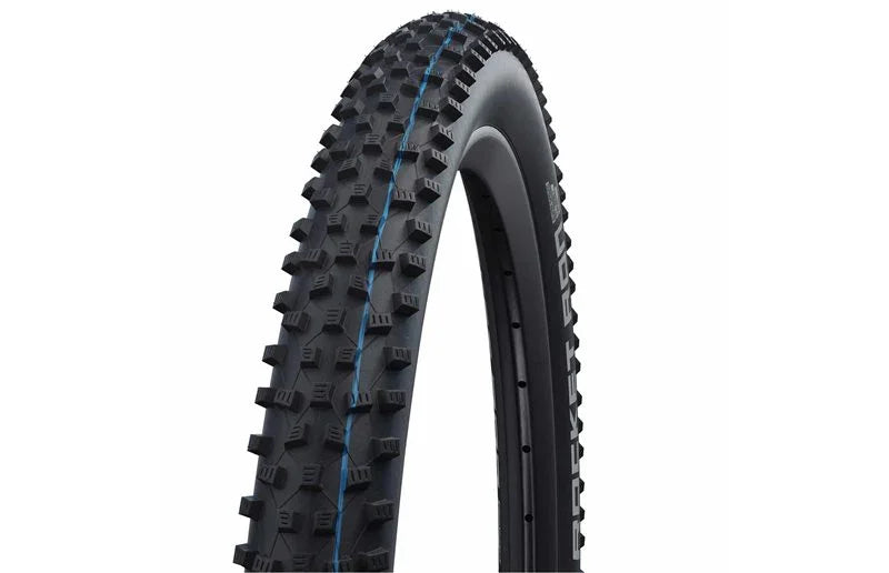 Schwalbe Rocket Ron Addix Performance svart cykeldäck med grovt mönster och blå rand