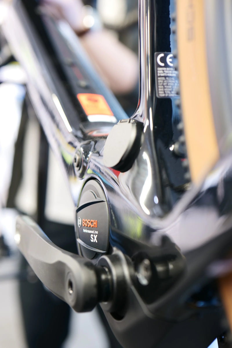 Bosch elcykel inne på service hos Bikepath