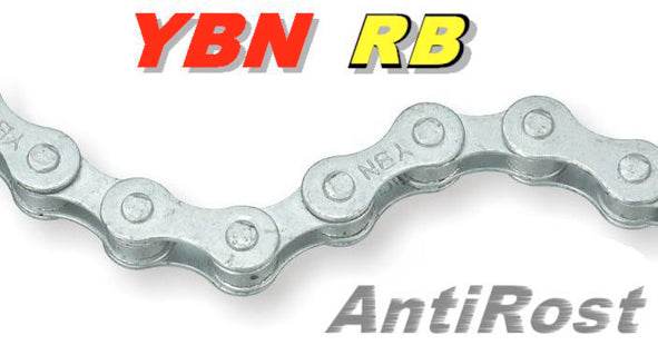 Cykelkedja YBN RB silver, AntiRost text, närbild av länk, rostfri kedja