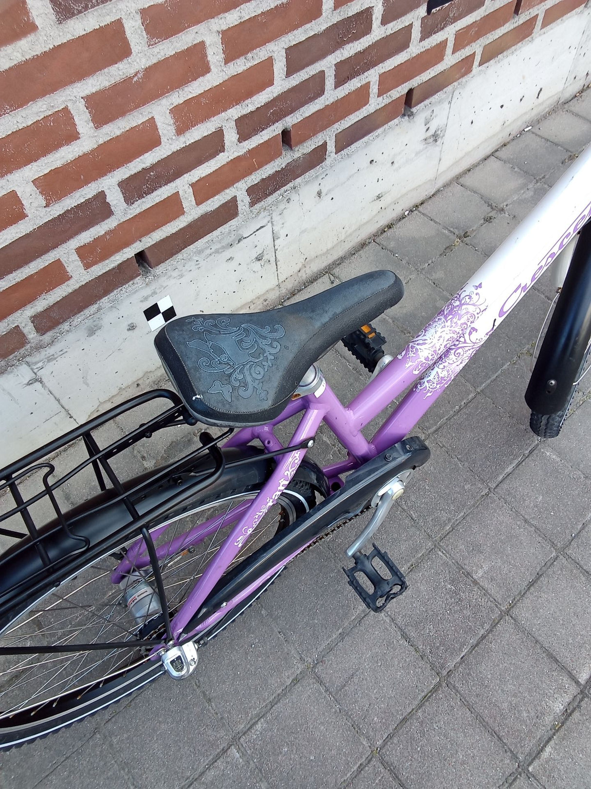 Crescent Ran – SADDLE