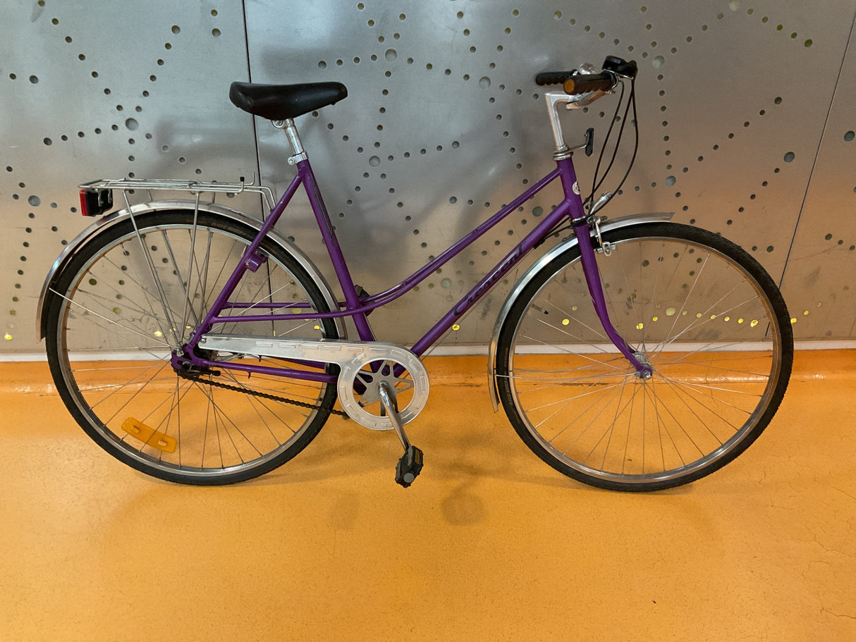 Crescent – FULL_BIKE_RIGHT