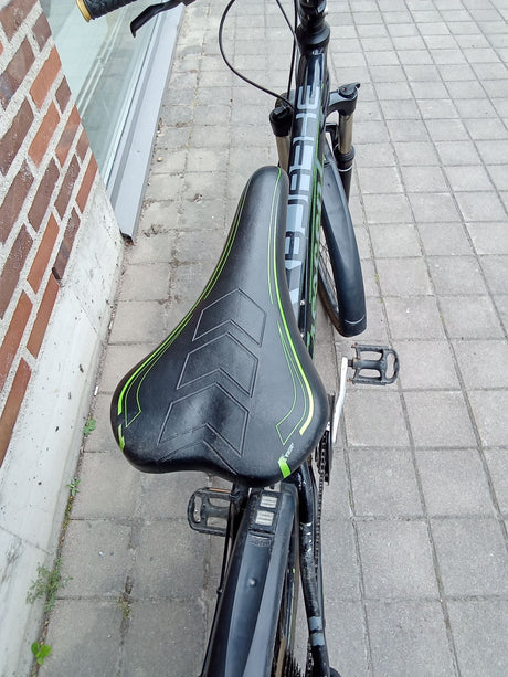 Crescent – SADDLE
