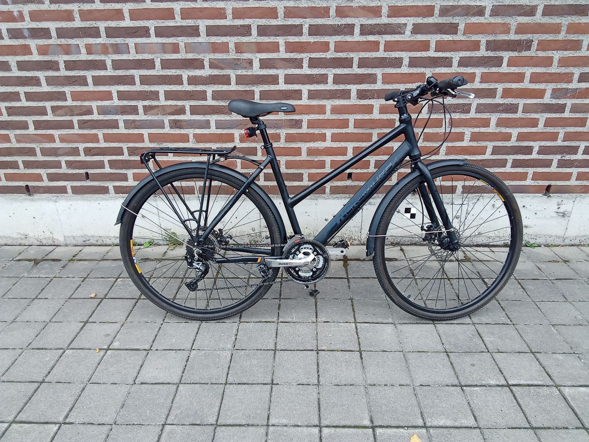 Nakamura Dawson – FULL_BIKE_RIGHT