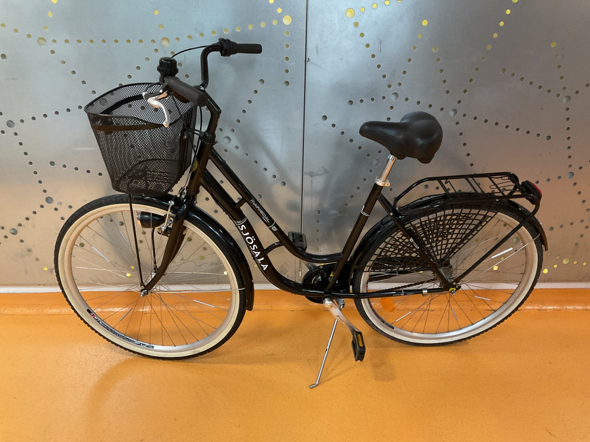 Sjösala Mariedal – FULL_BIKE_LEFT