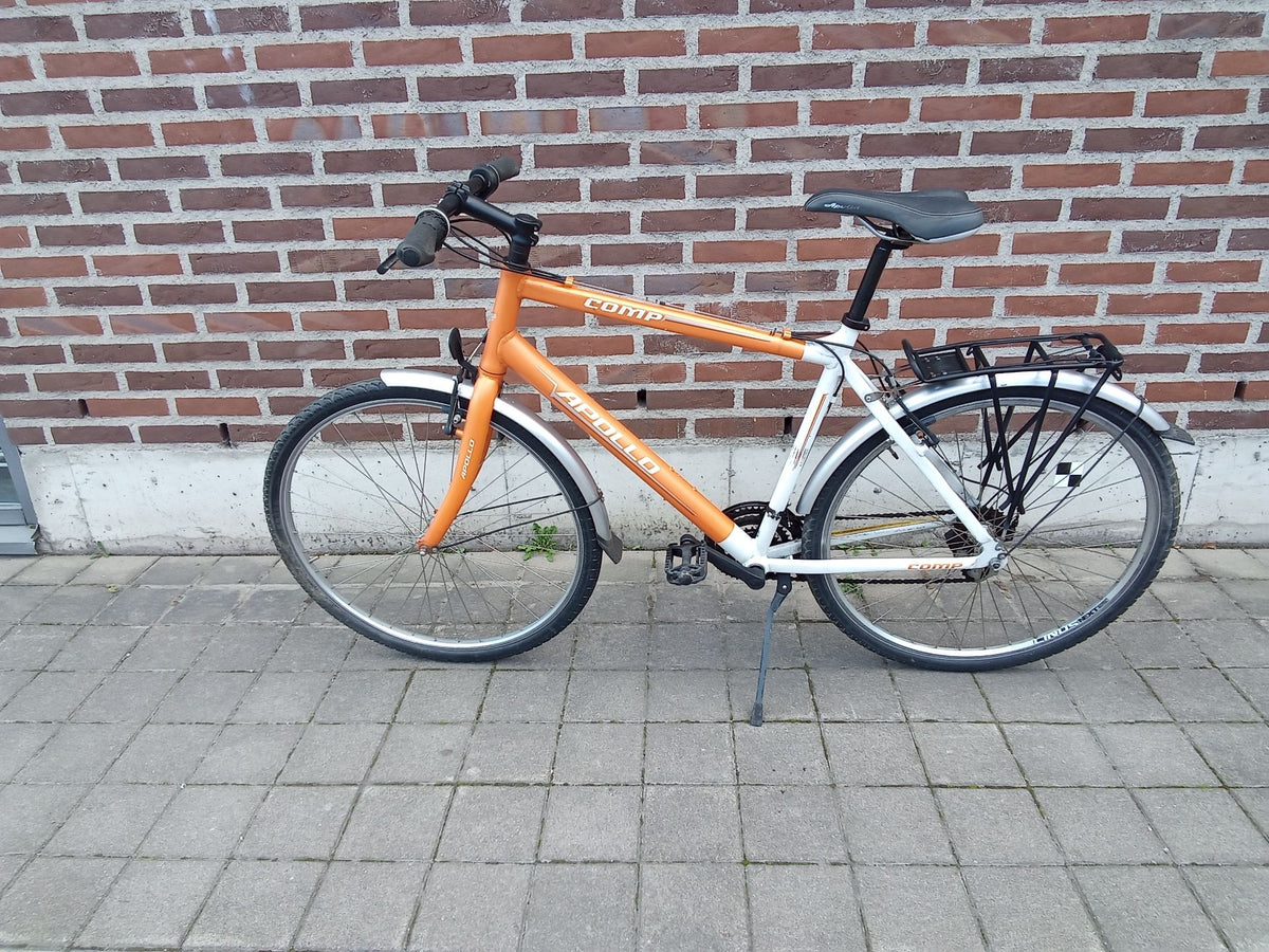 Apollo – FULL_BIKE_LEFT