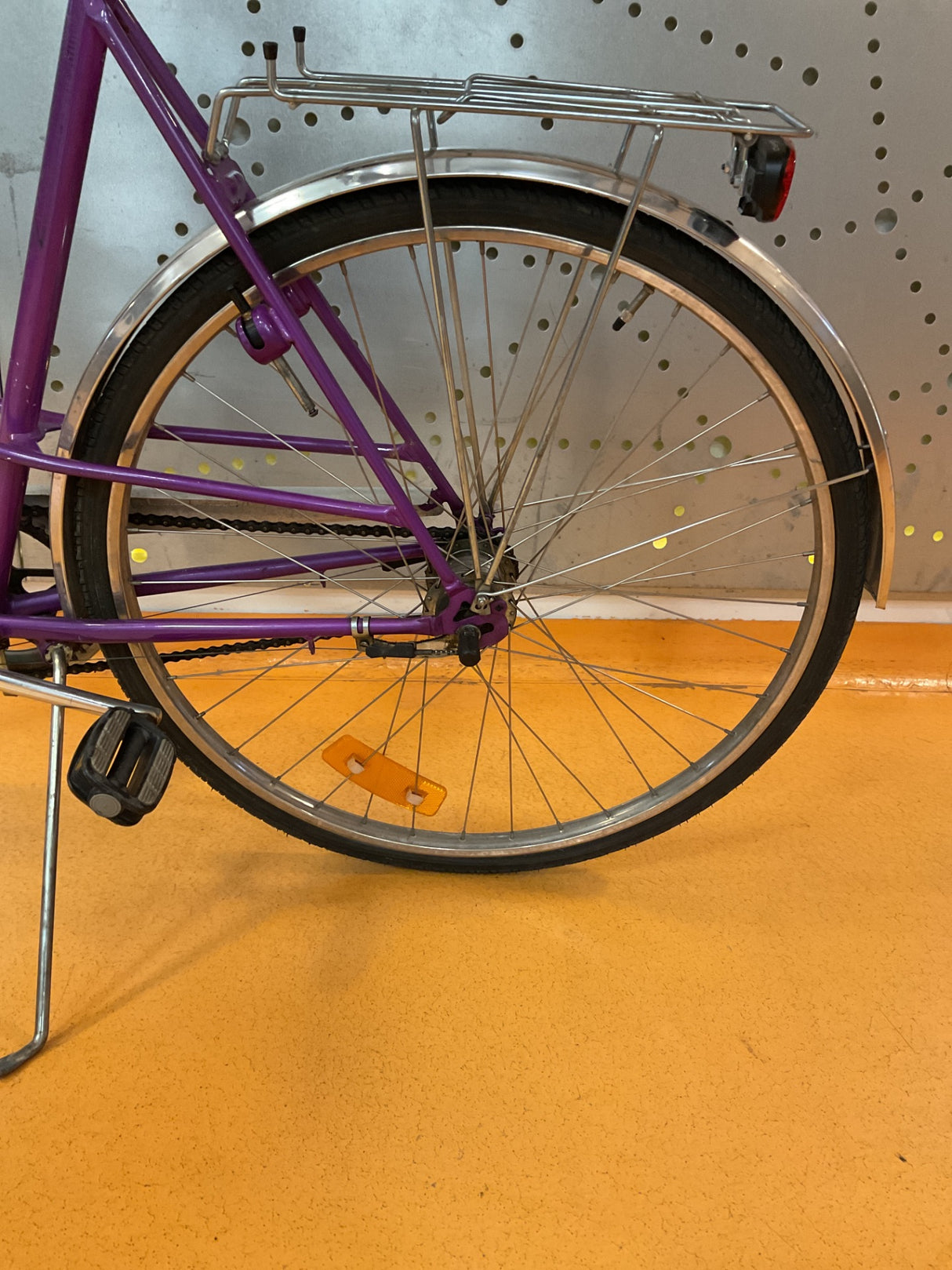 Crescent – REAR_WHEEL