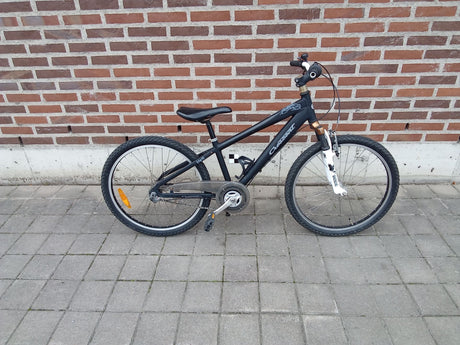 Crescent Torn – FULL_BIKE_RIGHT
