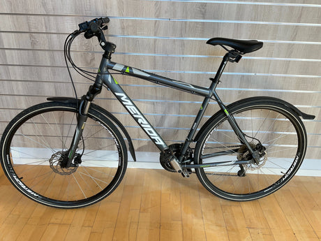 Striker Crossway8